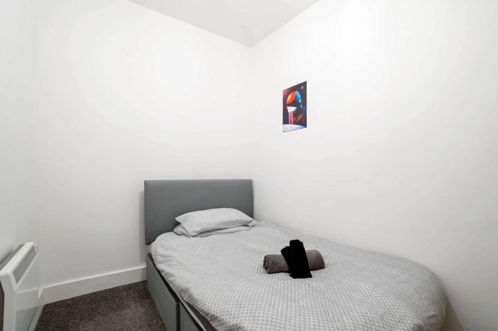 Spacious City Centre Apartment W/ Free Valet Parking Leicester Exteriör bild